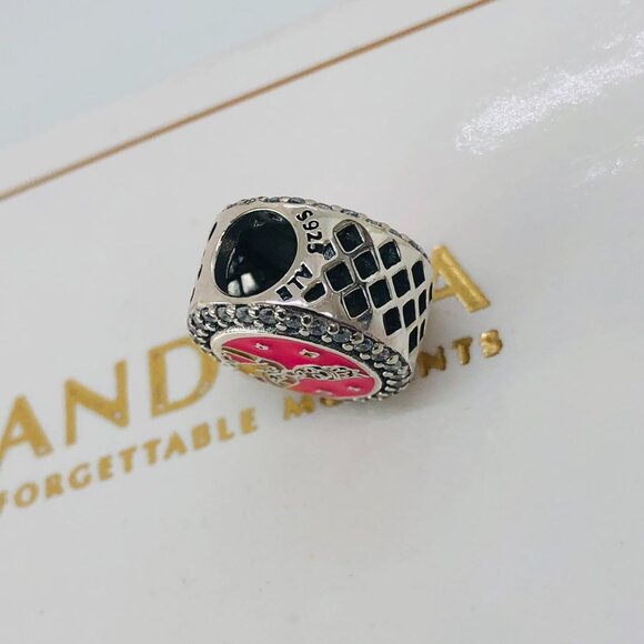 ✨🔥Disney RunDisney Pandora Princess Half Marathon Weekend 13.1 Tiana.Charm - Picture 4 of 5